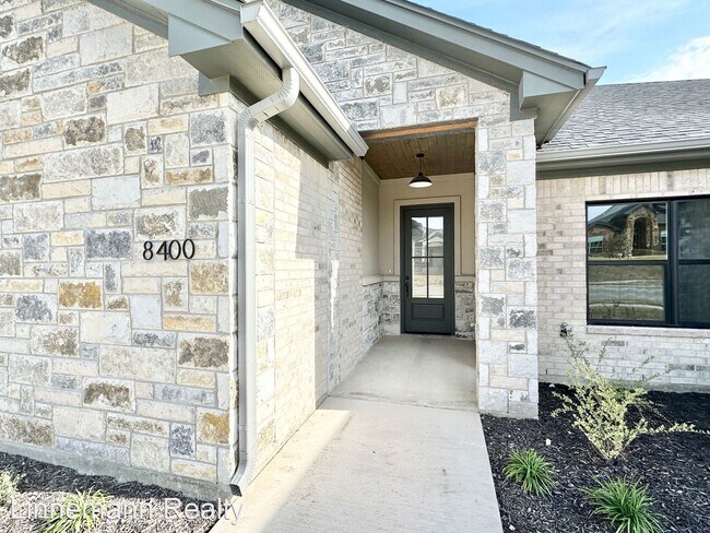 Foto del edificio - 4 br, 2.5 bath House - 8400 Kasen Avenue