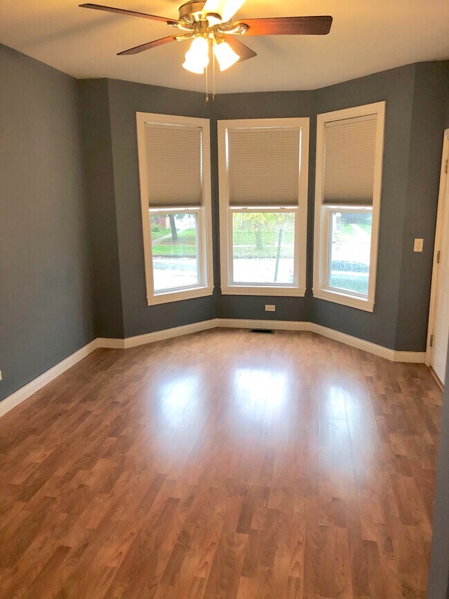 LIVING ROOM - 12507 Maple Ave