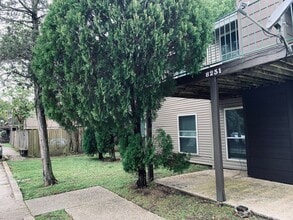 Building Photo - 8231 Bayou Fountain Ave