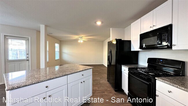 Foto del edificio - 4 br, 2.5 bath House - 3314 Stoney Bayou