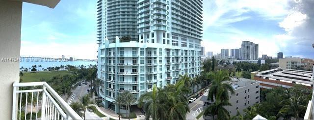 Foto principal - 2000 N Bayshore Dr