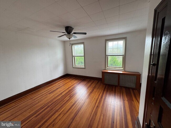 Foto del edificio - 166 Springfield Ave