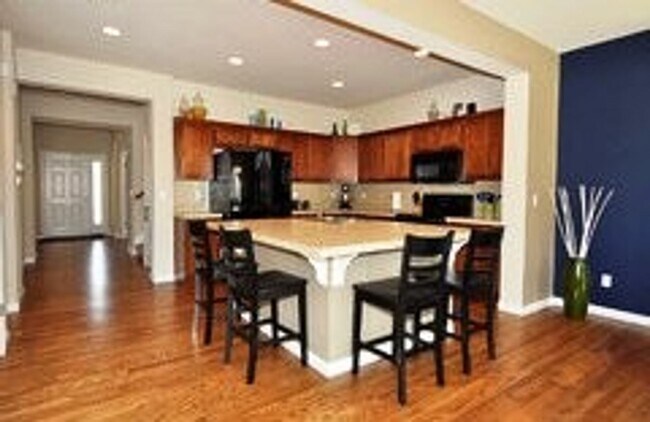 Foto del edificio - 3639 Little Dipper Dr