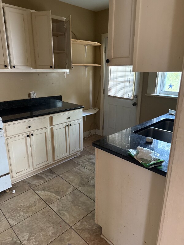 Foto del edificio - 237 E Ratcliff St