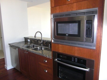 Foto del edificio - Electra! Spectacular Water and City views 28th floor 2bd 2ba NorthEast Corner