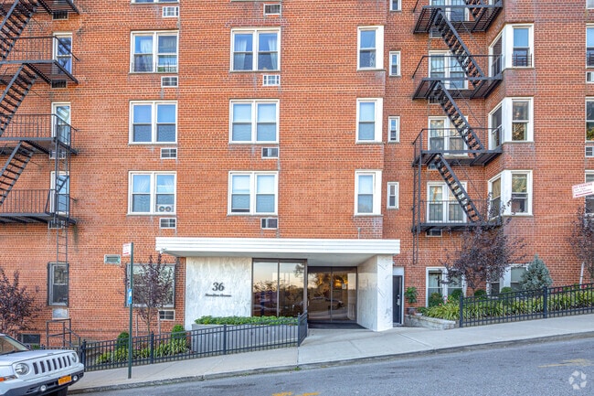 Building Photo - 36 Hamilton Avenue