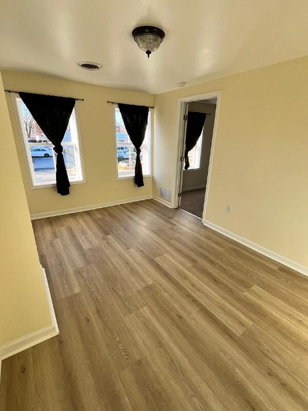 Foto del edificio - 626 N Market St