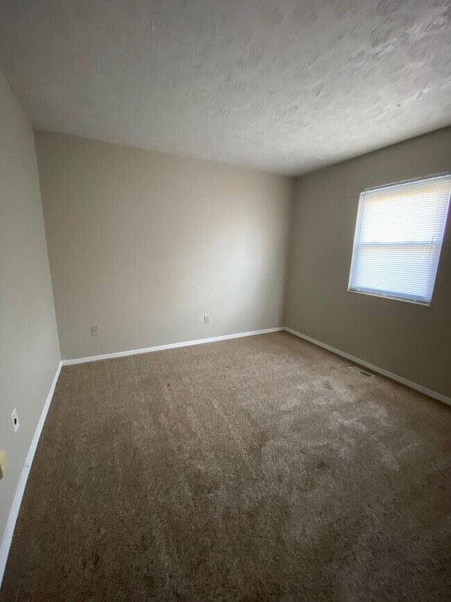 Foto del edificio - Beautiful 3 bed 1.5 bath home in Westfield