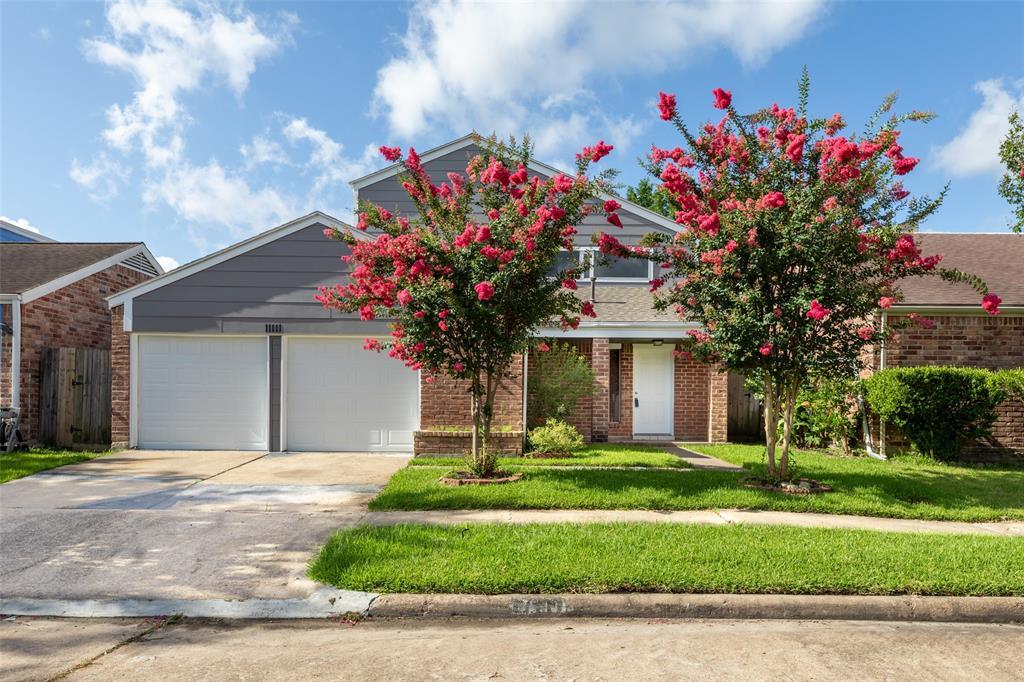Foto principal - 11111 Midhurst Dr