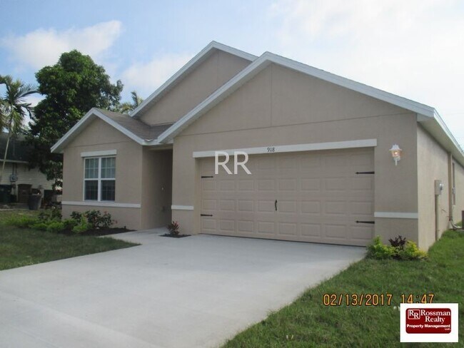 Foto del edificio - 4/2  Coming Soon