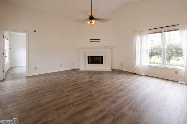 Building Photo - 112 Glendale Dr
