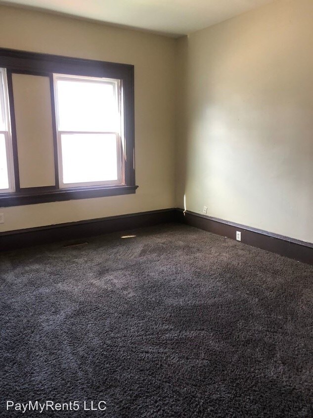 Primary Photo - 5 br, 1.5 bath House - 2370 N Holton St