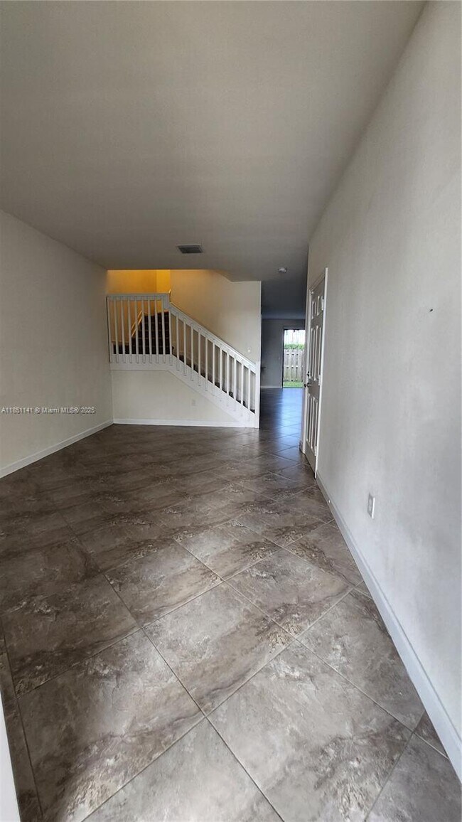 Foto del edificio - 25301 SW 114th Ct