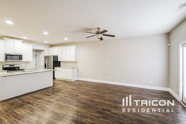 Building Photo - 509 Trickum Hill Dr
