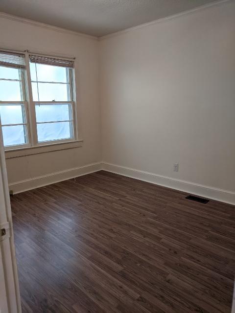 Foto del edificio - 121 3rd Ave NE
