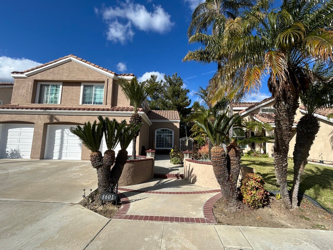 8601 E Canyon Vista Dr, Anaheim, CA 92808 House Rental in Anaheim, CA