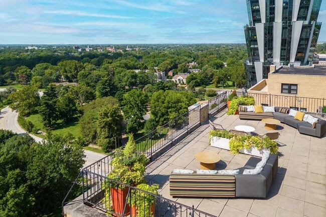 Common Amenity - Parc Frontenac Apartments