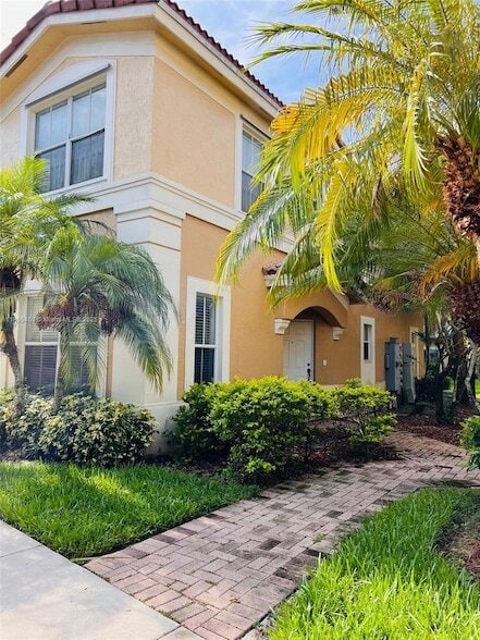 Photo - 12824 SW 31st St Townhome
