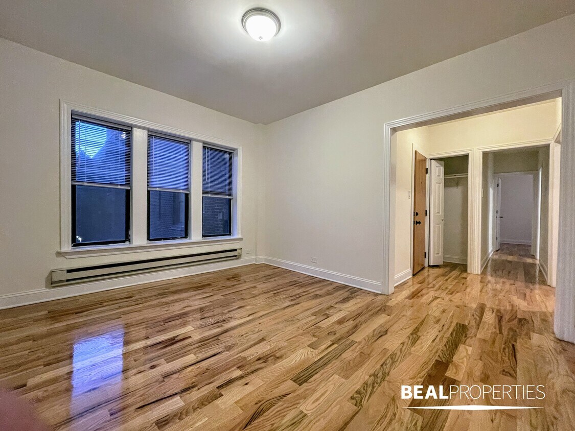 Foto principal - 3827 N Fremont St