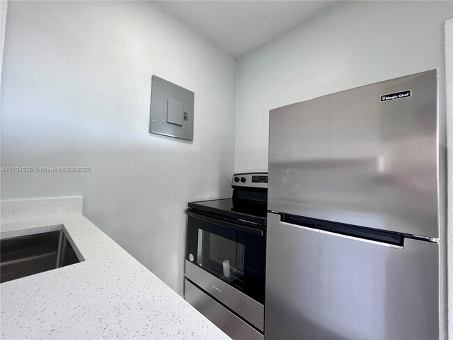 Foto del edificio - 2901 NW 18th St