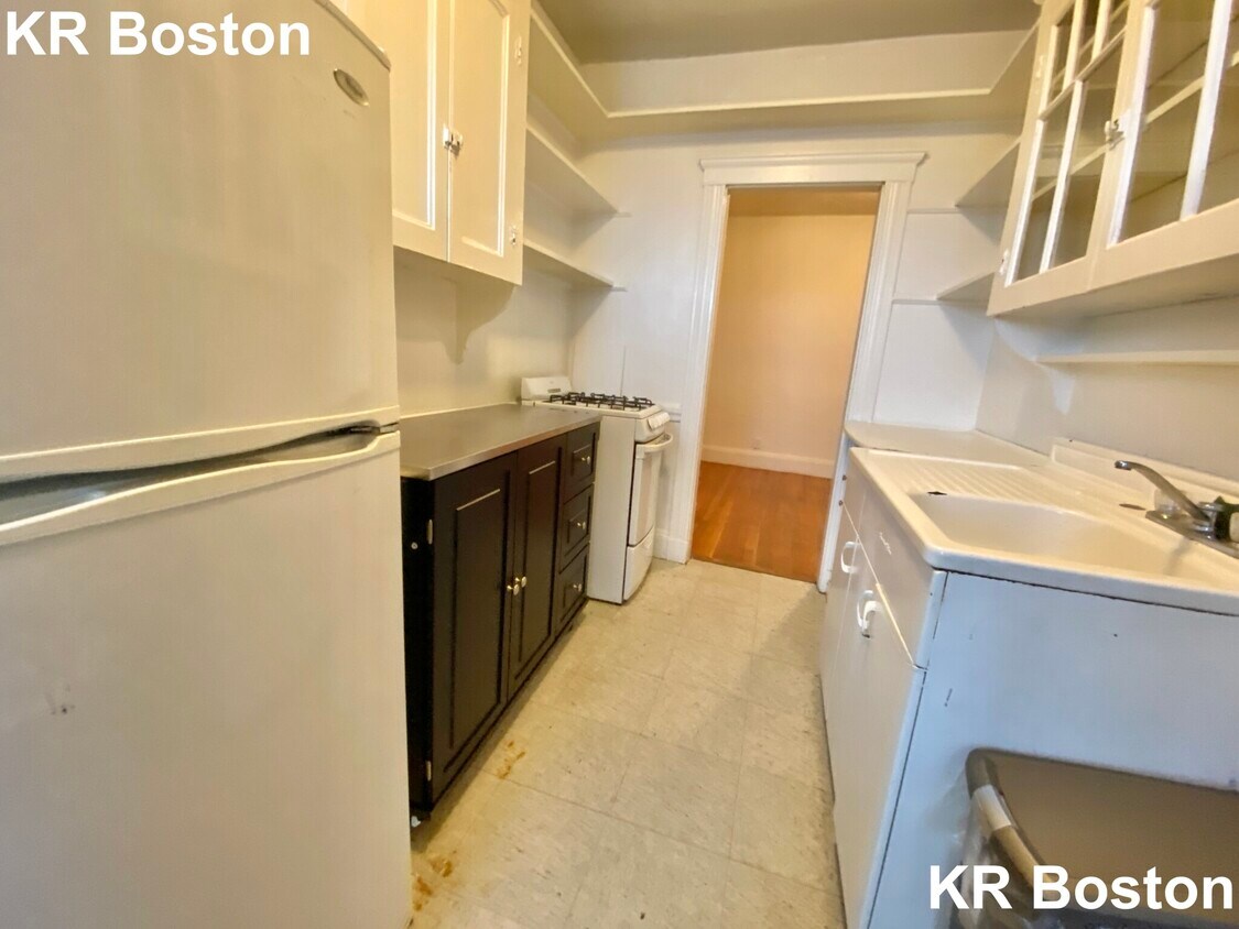 Primary Photo - 130 Washington St