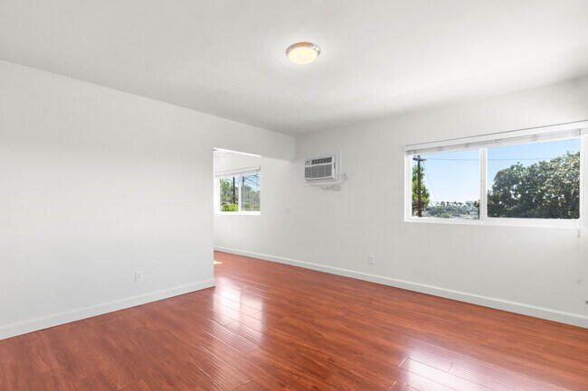 Foto del edificio - 3717 Randolph Ave