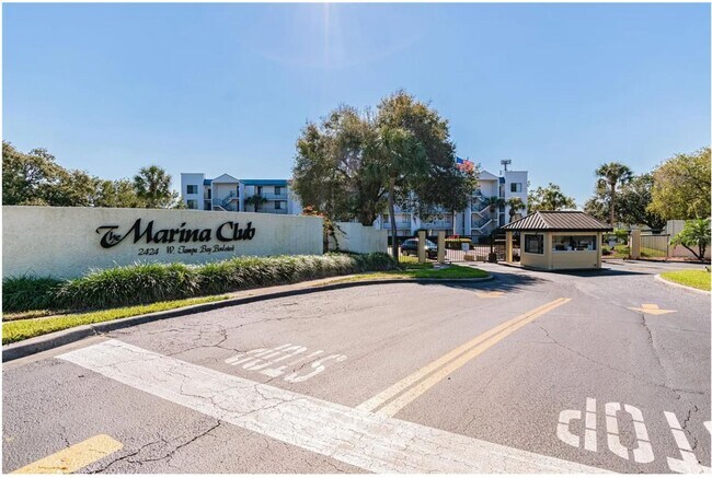 Foto del edificio - 2424 W Tampa Bay Blvd