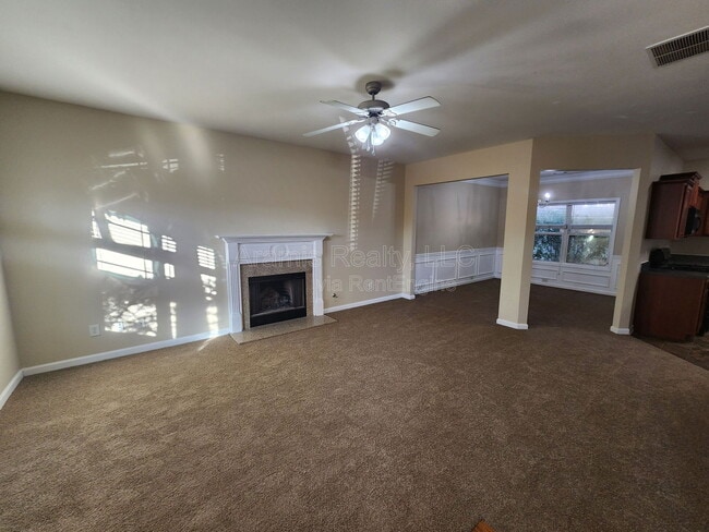 Foto del edificio - 1428 Autumn Wood Trail