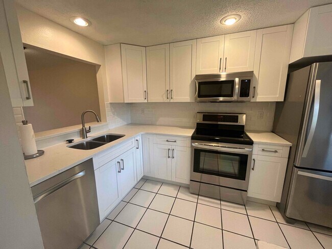 Foto del edificio - 202 Corkwood Ln