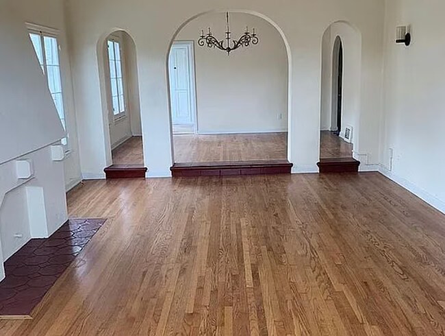 Foto del edificio - 320 N Genesee Ave