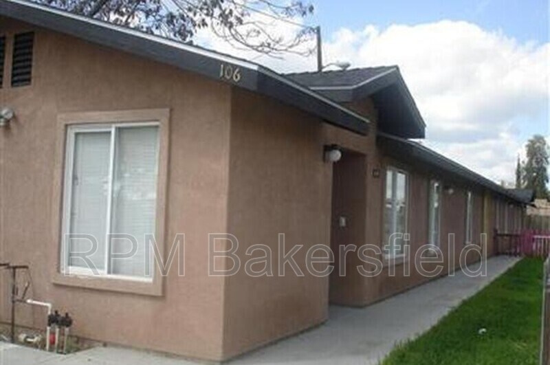 Primary Photo - 106 E Warren Ave