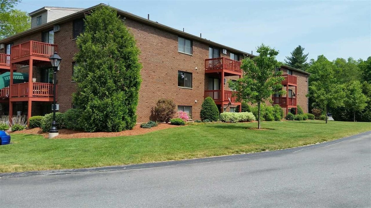 Primary Photo - 29 Capron Rd