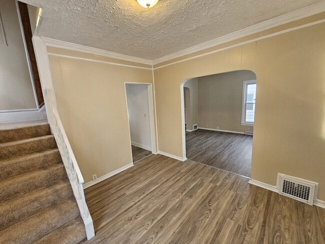 Building Photo - 3788 W 34th St