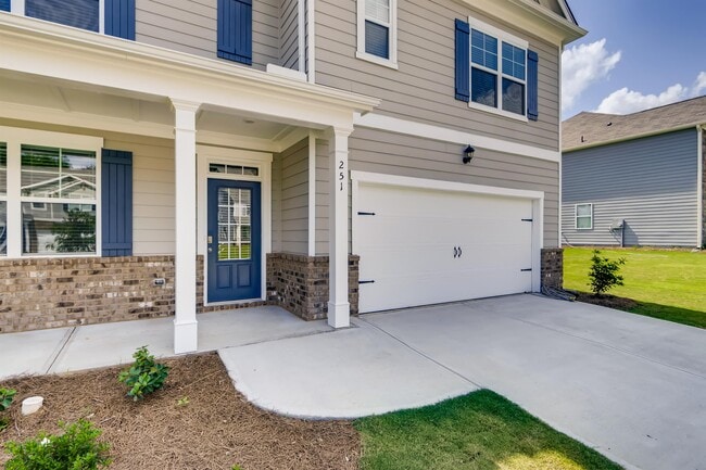 Foto del edificio - 250 Sweet Bay Ln