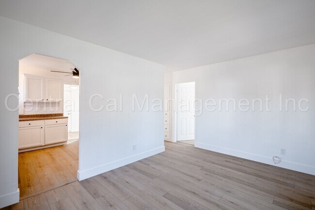 Foto del edificio - 1001 Woodrow Ave