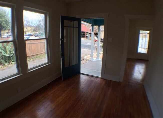 Foto del edificio - 2904 West Ave