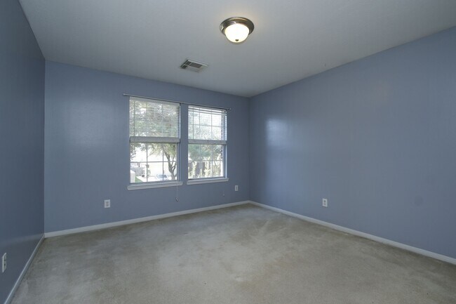 Foto del edificio - 16706 Mallory Bridge Dr
