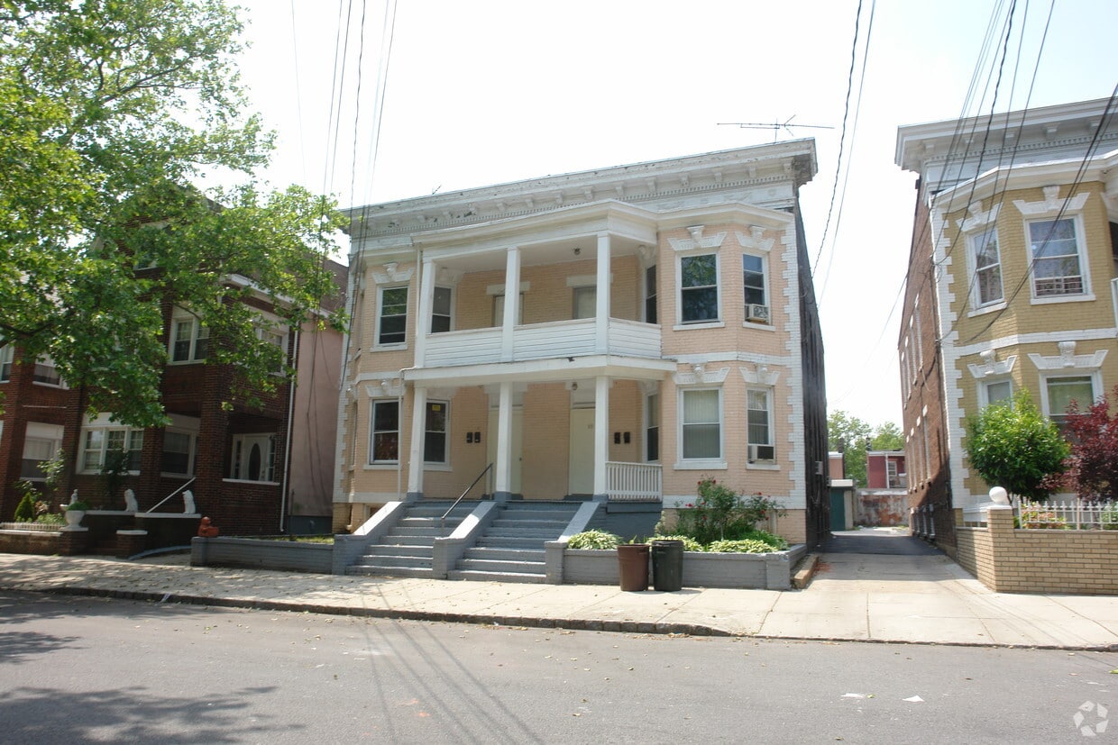 Building Photo - 63-65 Brighton Ave