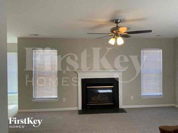 Foto del edificio - 3843 Waters Reach Ln