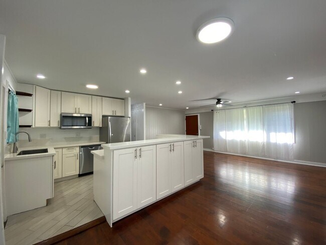 Foto del edificio - 60 Nakeke Pl