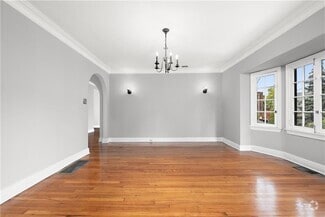 Building Photo - 6227 Fifth Ave
