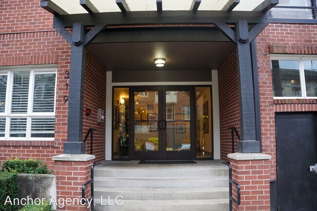Building Photo - 2 br, 2 bath House - 319 Summit Ave E Apt 101