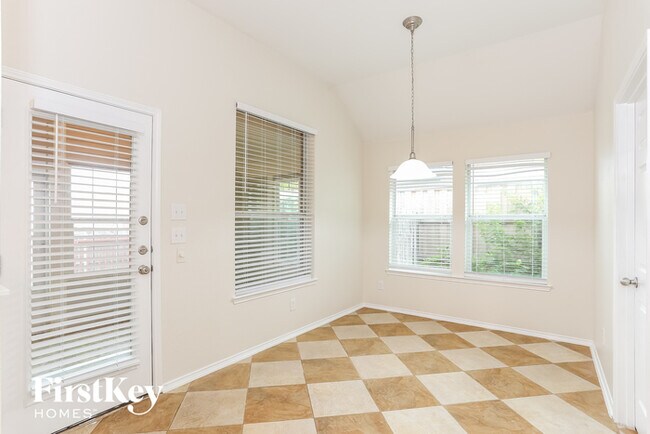 Building Photo - 4504 Foxpoint Ct