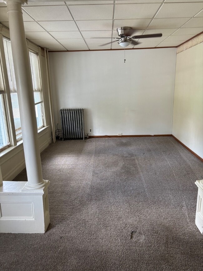 Building Photo - 2206-08 3rd Ave