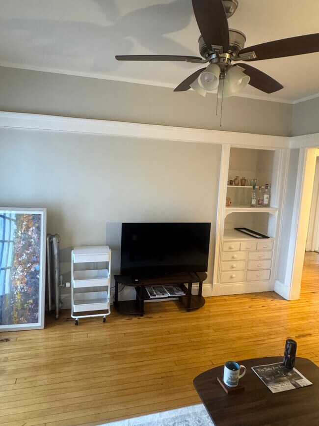 Foto del edificio - 4 Farrington Ave