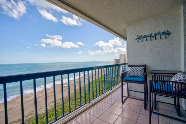 Building Photo - 10680 S Ocean Dr