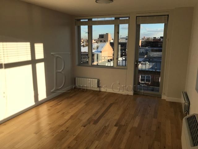 Building Photo - 2627 28th St