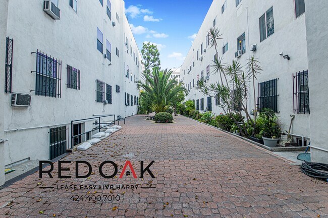 Foto del edificio - 2915 Sunset Pl