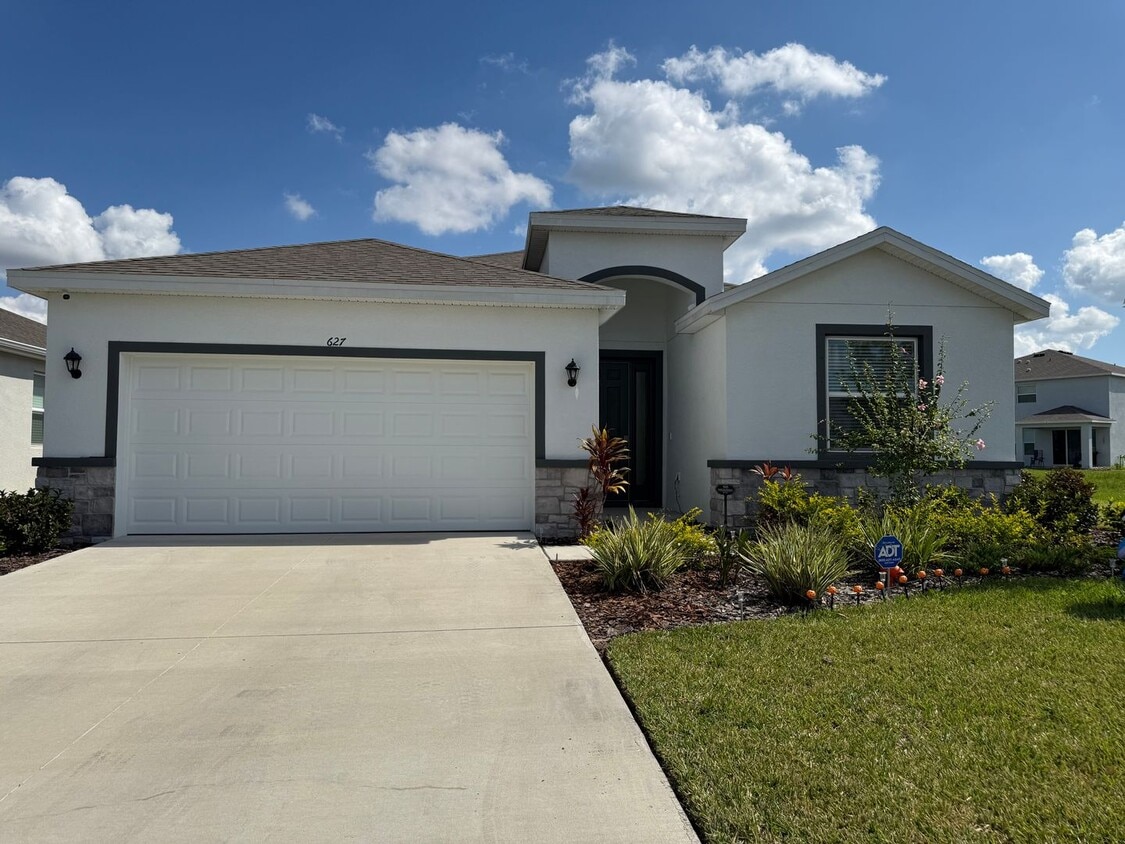 4 Bedrooms, 2.5 Baths Coming Soon! - 4 Bedrooms, 2.5 Baths Coming Soon!