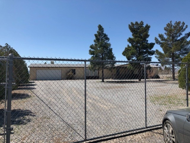 Building Photo - 1501 Lost Creek Dr